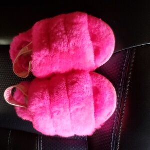 Toddler size 12. Ugg slipper/sandal